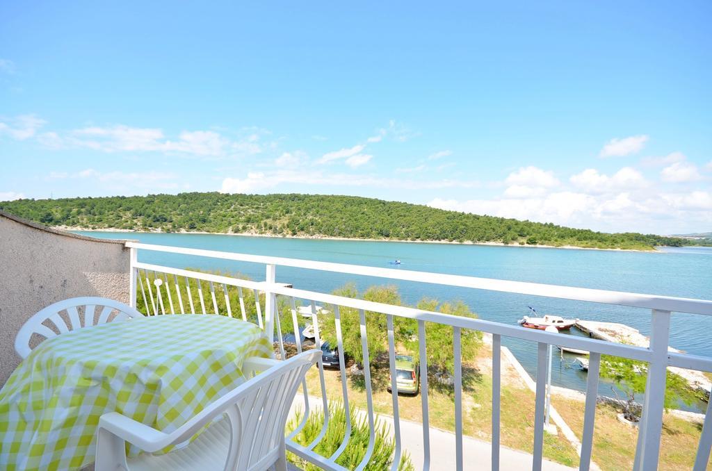 Apartments Vila Punta Jadrtovac Bagian luar foto